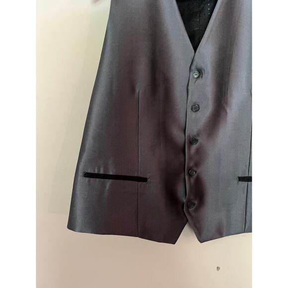 Statement Italy Three Piece Silver Grey/Gray Suite with Black Trim 40x31 - Picture 4 of 15